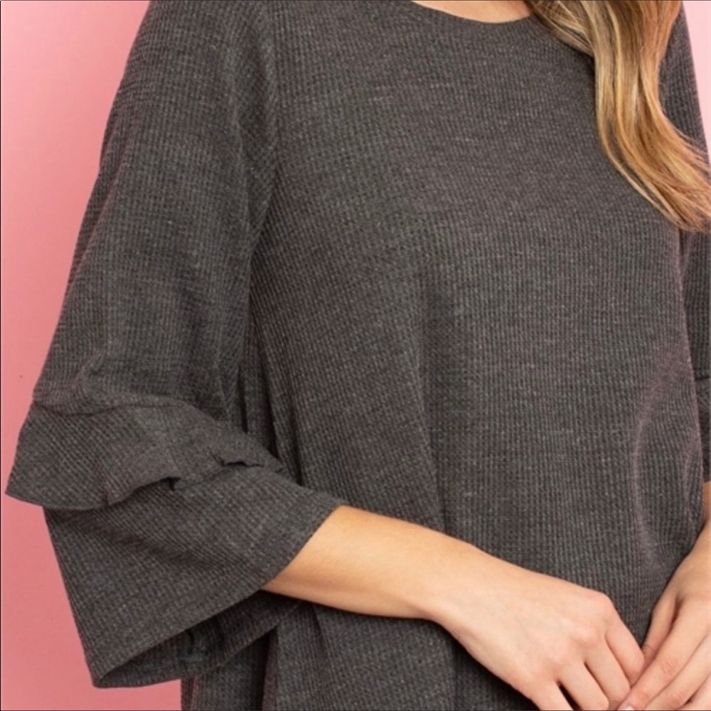 Layered Ruffled Sleeved Waffled Ribbed Top - Picture 4 of 4